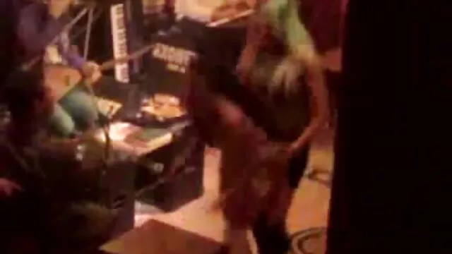 寝室の熱いクソ湯たんぽで使用される エッチ アニメ 女性 向け