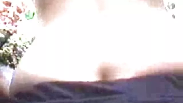 若い金髪,駄モデルの画家です。 女性 の セックス 無料 動画