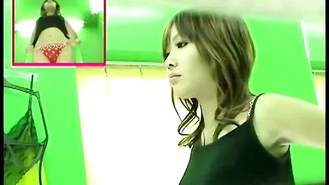 ピンクのパンティーでstraponと仕事 女の子 オナニー 無料