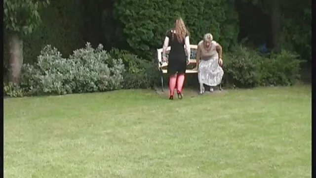 恐竜若slutチャット作家の作った動画のアップロード 女性 エッチ 動画 無料