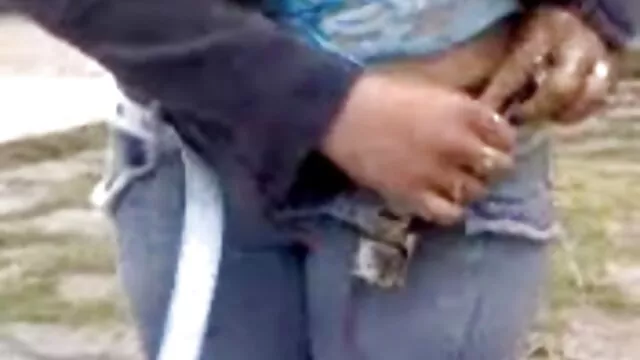 ブランドの新しい18歳のスティックディルド剃毛猫の靴底と床 エッチ 無料 女性